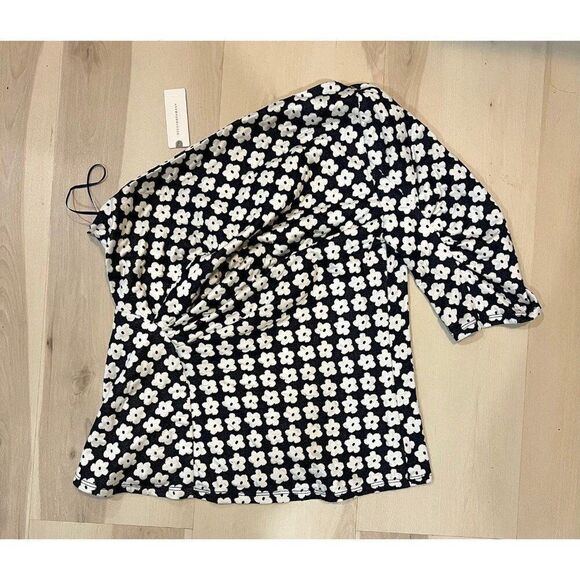 Anthropologie NWT Eva Franco Black White Retro Jacquard Daisy Floral Top - Picture 6 of 9